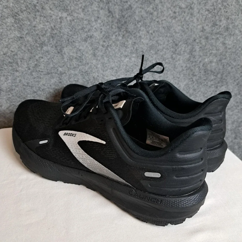 Brooks Men's Black Running Shoes with Reflective Silver Logo